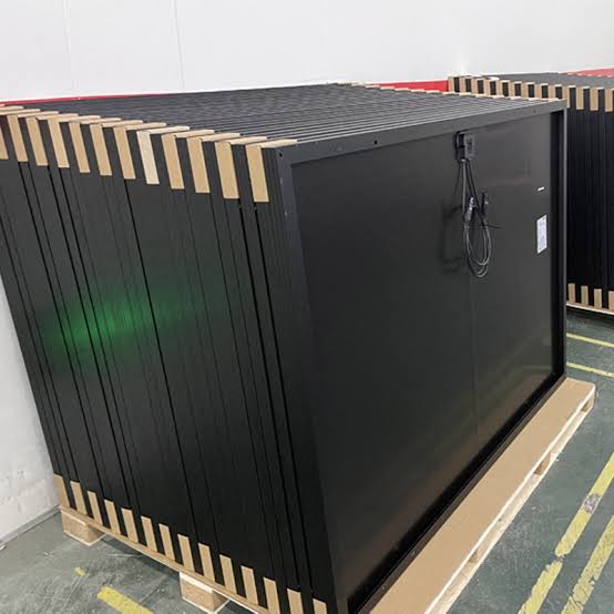 Panneau Solaire Noir 410W
